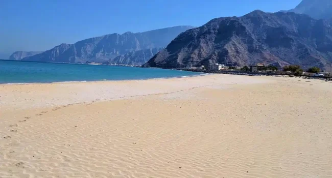 Bukha Beach, very calm and creamy limestone